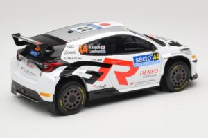 Toyota GR Yaris Rally2 #44 H. Kogure Rally Finland 2024 IXO 1:18 18RMC212B Metalas - nuotrauka 2 iš 6