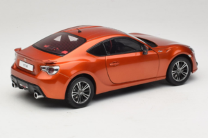 Toyota GT86 Raudonas Century Dragon 1:18 CD01 Metalas - nuotrauka 3 iš 8