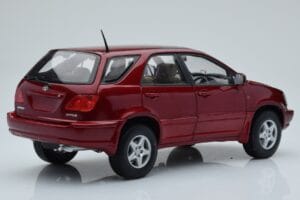 Toyota Harrier Raudonas Metalinis AUTOart 1:18 70035 Metalas - nuotrauka 3 iš 8