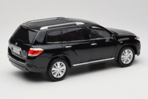 Toyota Highlander XU40 Juodas Paudi Model 1:18 2043612-B1 Metalas - nuotrauka 3 iš 8
