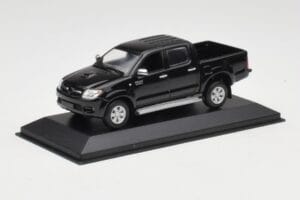 Toyota Hilux Juodas Minichamps 1:43 400166662 Metalas - nuotrauka 2 iš 4