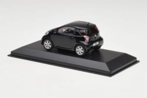 Toyota iQ Juodas Mica Minichamps 1:43 403166803 Metalas - nuotrauka 3 iš 4