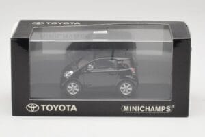 Toyota iQ Juodas Mica Minichamps 1:43 403166803 Metalas - nuotrauka 4 iš 4