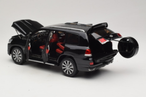 Toyota Land Cruiser LC200 Juodas Kengfai 1:18 KF024-13 Metalas - nuotrauka 5 iš 8