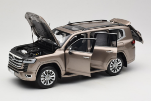 Toyota Land Cruiser LC300 ZX Auksinis LCD 1:18 LCD18013-ZX-GO Metalas - nuotrauka 2 iš 8