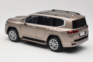 Toyota Land Cruiser LC300 ZX Auksinis LCD 1:18 LCD18013-ZX-GO Metalas - nuotrauka 7 iš 8