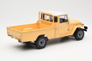 Toyota Land Cruiser Pickup Smėlio Kyosho 1:18 08958BE Metalas - nuotrauka 3 iš 8