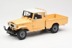Toyota Land Cruiser Pickup Smėlio Kyosho 1:18 08958BE Metalas