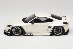 Toyota Pandem GR86 ZN8 Crystal White GT Spirit 1:18 GT498 Derva - nuotrauka 3 iš 6