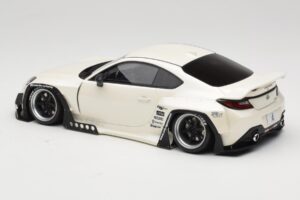 Toyota Pandem GR86 ZN8 Crystal White GT Spirit 1:18 GT498 Derva - nuotrauka 5 iš 6