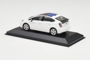 Toyota Prius XW30 Super Baltas Minichamps 1:43 PRIUS001 Metalas - nuotrauka 3 iš 4