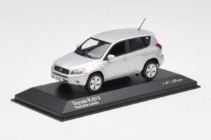 Toyota RAV4 XA30 Sidabrinis Minichamps 1:43 400166570 Metalas - nuotrauka 2 iš 4