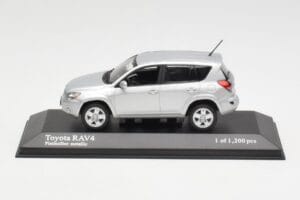 Toyota RAV4 XA30 Sidabrinis Minichamps 1:43 400166570 Metalas