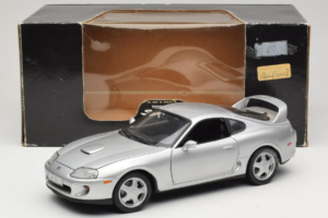 Toyota Supra A80 Sidabrinis Kyosho 1:18 8847 Metalas - nuotrauka 8 iš 8