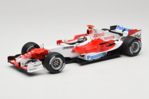 Toyota TF105 #16 J. Trulli Panasonic Toyota Racing 2005 Minichamps 1:18 100050016 Metalas