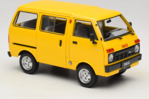 Toyota TJ110 Tianjin Huali Geltonas OEM 1:18 TOYOTA014 Metalas - nuotrauka 6 iš 8