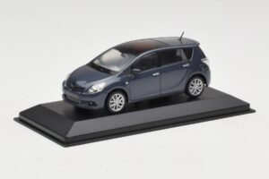 Toyota Verso Grey Metallic Minichamps 1:43 TOYOTA011 Metalas - nuotrauka 2 iš 4