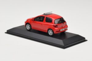 Toyota Yaris TS Raudonas Minichamps 1:43 430166062 Metalas - nuotrauka 3 iš 4
