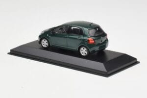 Toyota Yaris XP10 Oxford Green Minichamps 1:43 400166501 Metalas - nuotrauka 3 iš 4