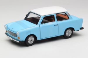 Trabant 601 Deluxe Mėlynas Baltas Sun Star 1:18 4286 Metalas