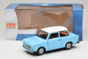Trabant 601 Deluxe Mėlynas Baltas Sun Star 1:18 4286 Metalas - nuotrauka 6 iš 6
