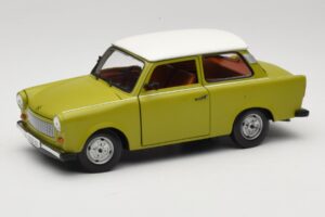 Trabant 601 Žalias Sun Star 1:18 4289 Metalas
