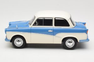 Trabant P50 Šviesiai Mėlynas Kreminis BoS Models 1:18 BOS035 Derva - nuotrauka 3 iš 6