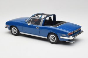 Triumph Stag Mk1 Sapphire Blue Revell 1:18 8815 Metalas - nuotrauka 7 iš 8