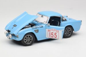Triumph TR4 Rally Car Revell 1:18 8773 Metalas - nuotrauka 2 iš 8