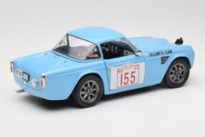 Triumph TR4 Rally Car Revell 1:18 8773 Metalas - nuotrauka 3 iš 8