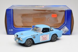 Triumph TR4 Rally Car Revell 1:18 8773 Metalas - nuotrauka 8 iš 8