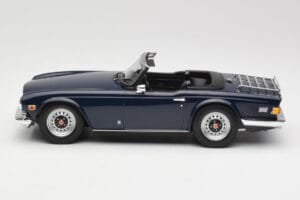 Triumph TR6 PI Tamsiai Mėlynas Minichamps 1:18 155132032 Metalas - nuotrauka 3 iš 6