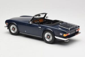 Triumph TR6 PI Tamsiai Mėlynas Minichamps 1:18 155132032 Metalas - nuotrauka 5 iš 6