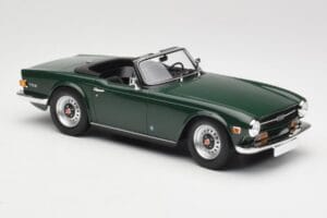 Triumph TR6 PI Tamsiai Žalias Minichamps 1:18 155132030 Metalas - nuotrauka 4 iš 6