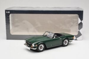 Triumph TR6 PI Tamsiai Žalias Minichamps 1:18 155132030 Metalas - nuotrauka 6 iš 6