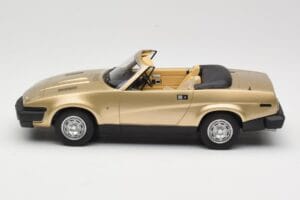Triumph TR7 DHC Auksinis BoS Models 1:18 BOS221 Derva - nuotrauka 3 iš 6