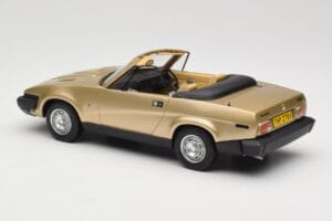 Triumph TR7 DHC Auksinis BoS Models 1:18 BOS221 Derva - nuotrauka 5 iš 6