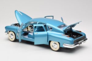 Tucker Torpedo Mėlynas Road Signature 1:18 92268 Metalas - nuotrauka 5 iš 8