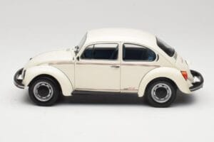 Volkswagen 1200 Jeans Bug Baltas Minichamps 1:18 150057101 Metalas - nuotrauka 4 iš 8