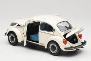 Volkswagen 1200 Jeans Bug Baltas Minichamps 1:18 150057101 Metalas - nuotrauka 5 iš 8