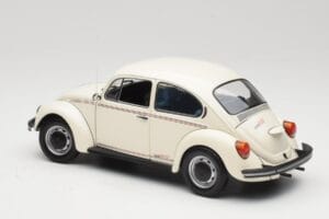 Volkswagen 1200 Jeans Bug Baltas Minichamps 1:18 150057101 Metalas - nuotrauka 7 iš 8