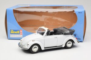 Volkswagen 1302 LS Kabrioletas Baltas Revell 1:18 8415 Metalas - nuotrauka 8 iš 8