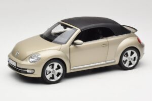 Volkswagen Beetle A5 Kabrioletas Pilkas Kyosho 1:18 5C3099302P7W Metalas