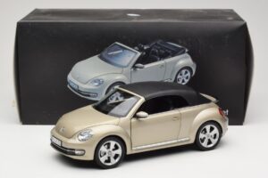 Volkswagen Beetle A5 Kabrioletas Pilkas Kyosho 1:18 5C3099302P7W Metalas - nuotrauka 8 iš 8