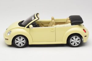 Volkswagen Beetle Kabrioletas Geltonas Gate 1:18 VW24108 Metalas - nuotrauka 4 iš 8