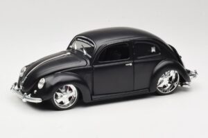 Volkswagen Beetle Type 1 Juodas Maisto 1:18 31018 Metalas