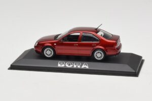 Volkswagen Bora Mk4 Red Metallic Minichamps 1:43 VW003 Metalas