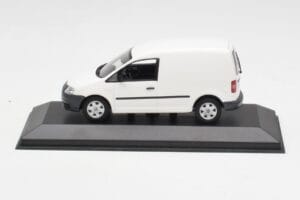 Volkswagen Caddy 2K Baltas Minichamps 1:43 CADDY003 Metalas