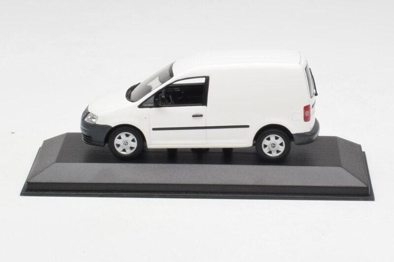 Volkswagen Caddy 2K Baltas Minichamps 1:43 CADDY003 Metalas
