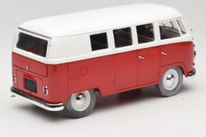 Volkswagen Combi T1 Raudonas & Baltas Solido 1:18 8031 Metalas - nuotrauka 3 iš 8